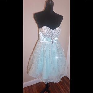 Tony Bowls short dress
